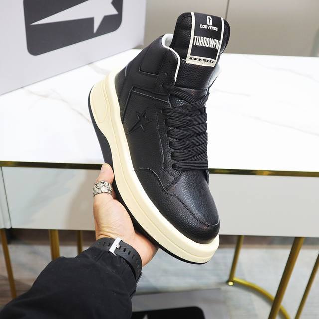 匡威新款情侣装运动鞋rick Owens Drkshdw X Converse Turbodrk Weapon联名款，最新時尚高帮蓝球鞋，潮流百搭之款，鞋面进口